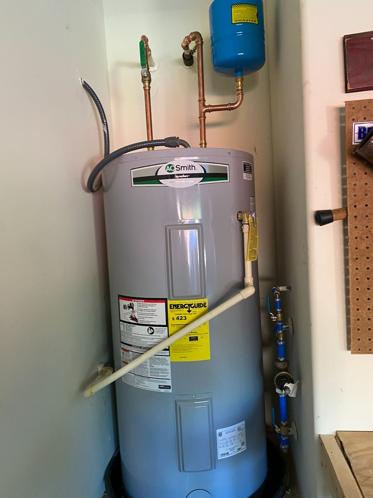 Professionally installed traditional water heater in greer sc